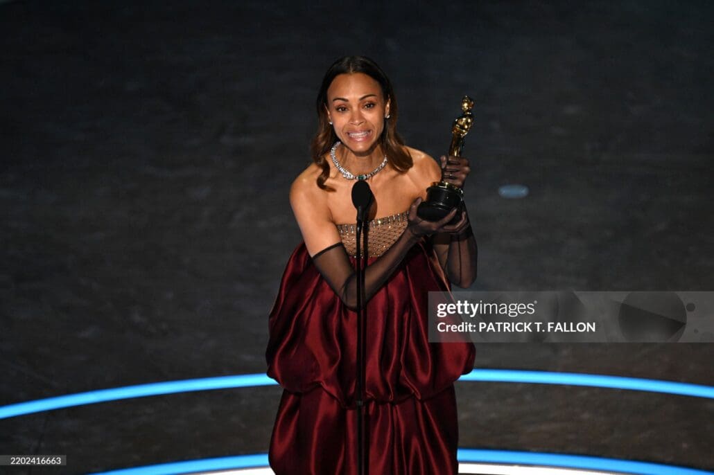 Zoe Saldaña Becomes First Dominican American To Win An Oscar - TEMPO  Networks